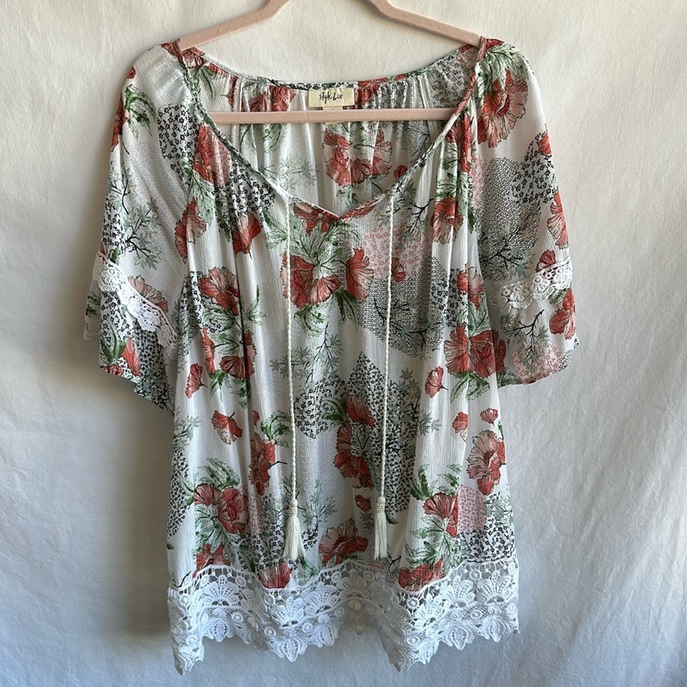 Style & Co. floral and lace boho top, size L